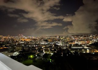 [レーヴグランディ古波蔵一丁目]『レーググランディ古波蔵一丁目』夜景