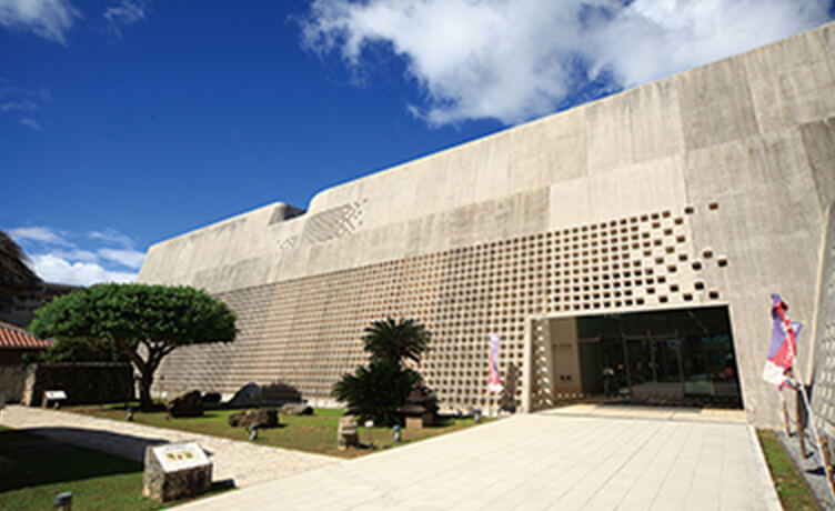 レーヴグランディ安里　沖縄県立博物館・美術館