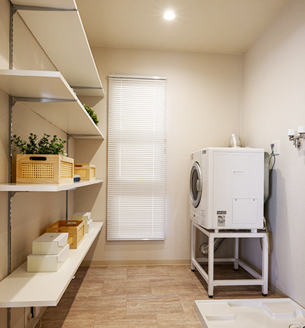 読谷村のオーシャンビュー FAN SEASIDE RESIDENCE LAUNDRY ROOM